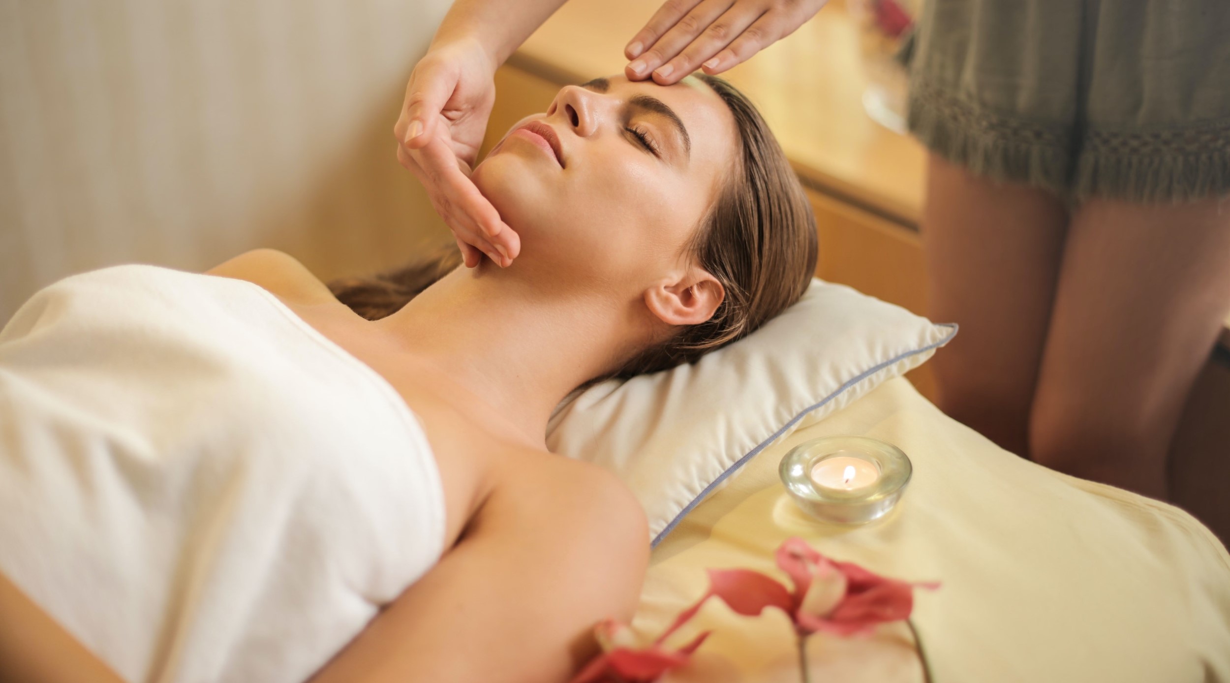 エステ/コスメ/美容動画制作・動画編集-アロママッサージ