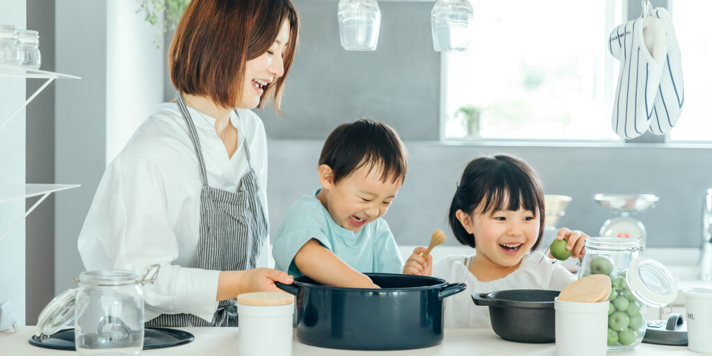 YouTubeのライフスタイル動画(親子で料理)