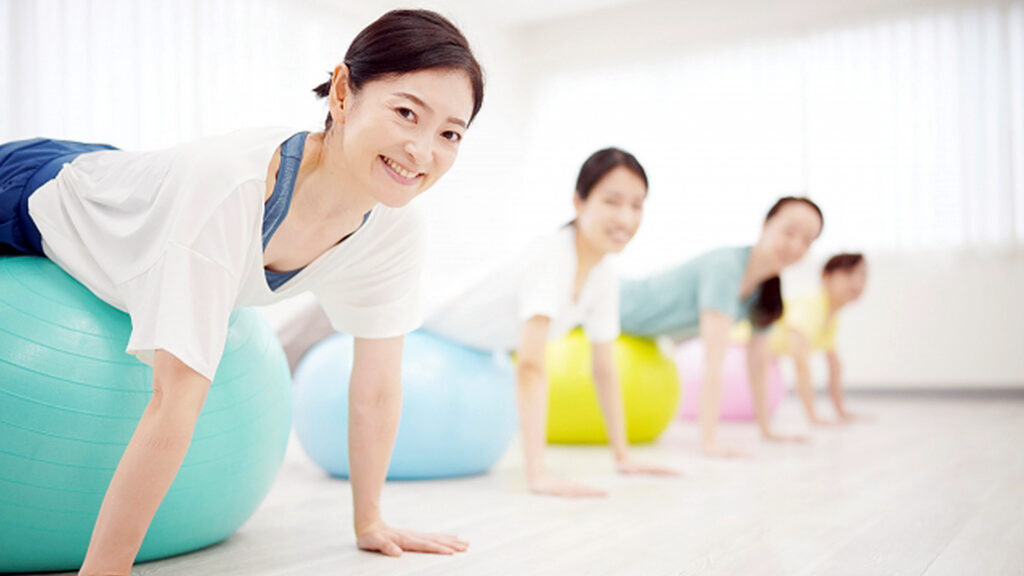 スポーツ・トレーニング動画制作・ビデオ編集(バランスボールエクササイズ)