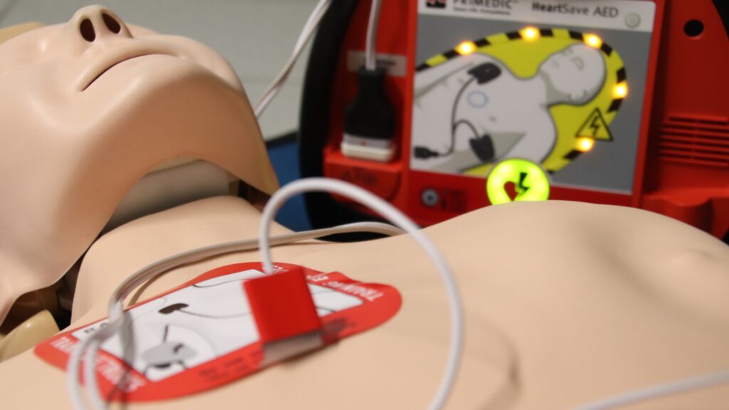 健康・医療動画制作・ビデオ編集（AED）