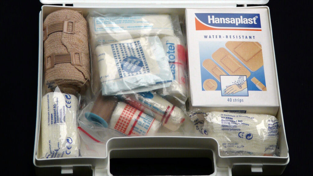 健康・医療動画制作・ビデオ編集（救急セット）