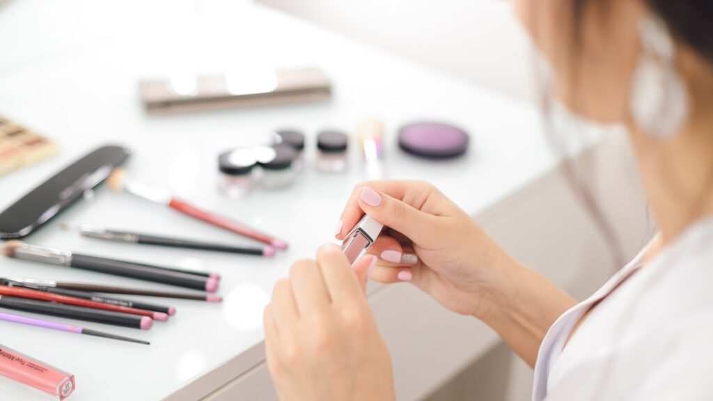 美容制作・ビデオ編集（メイクのやり方）